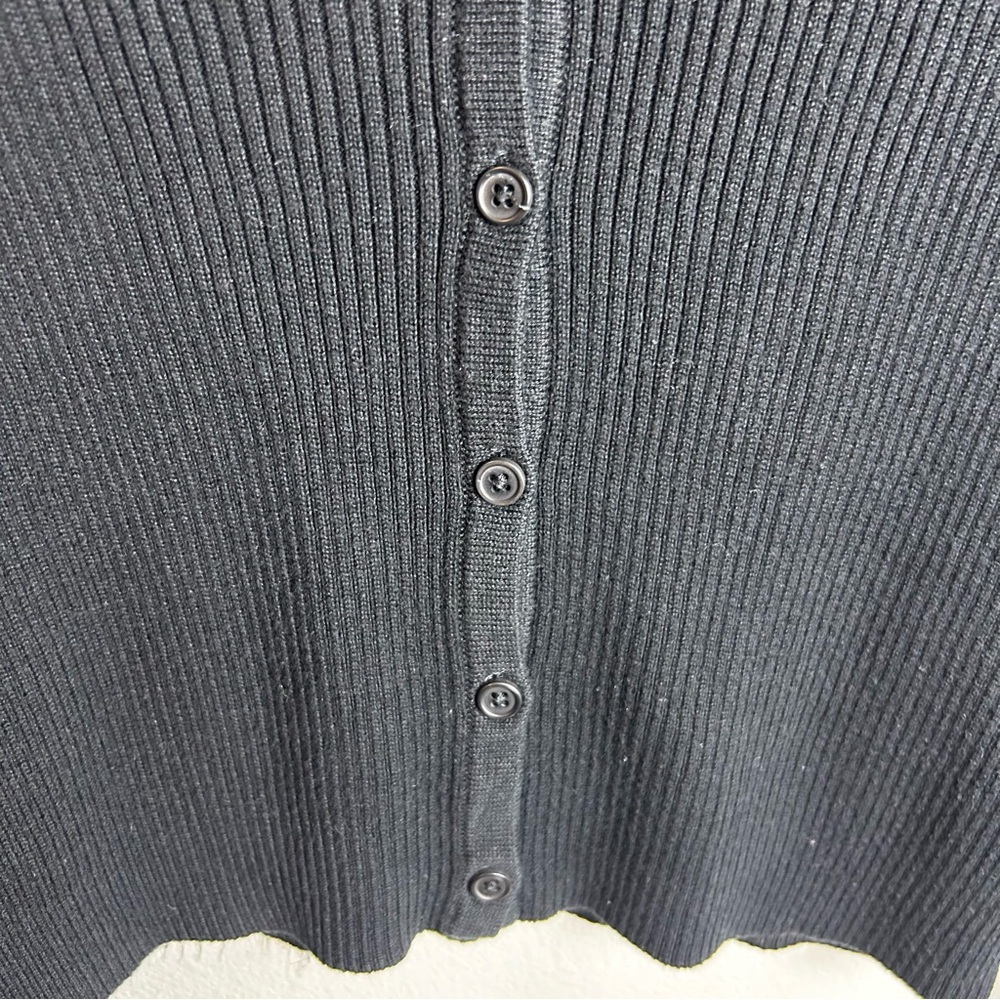Brandy Melville Shannon cotton ribbed knit cropped sweater black size: O/S - Picture 6 of 9